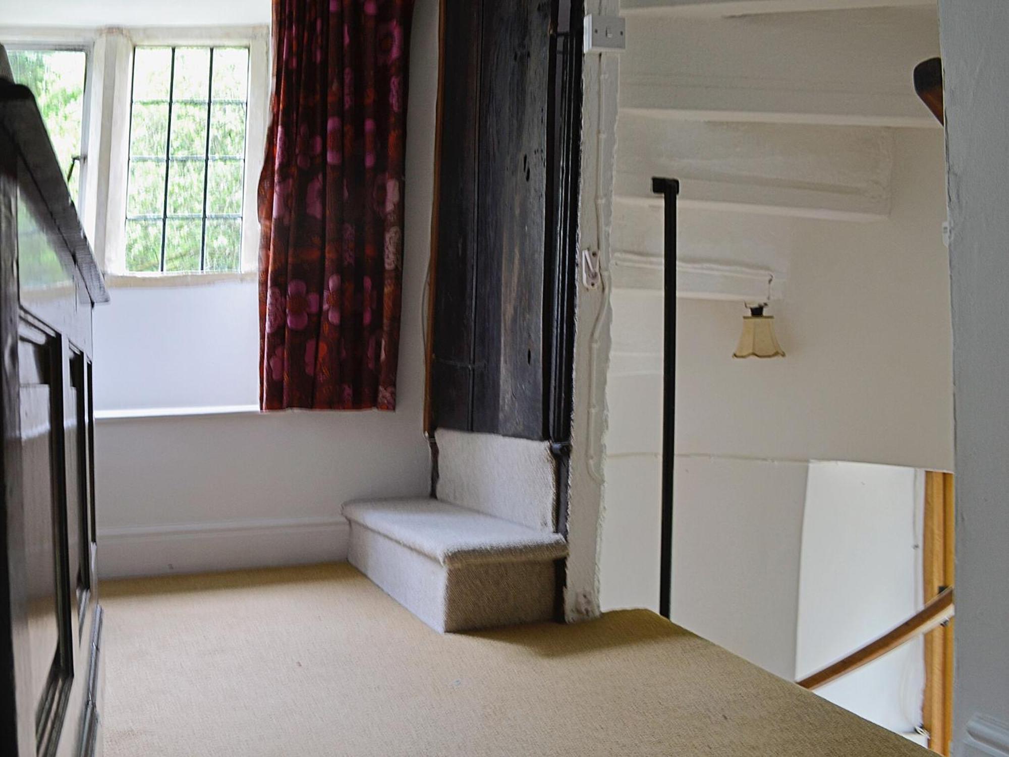 Driftcombe Farmhouse Bisley  Экстерьер фото